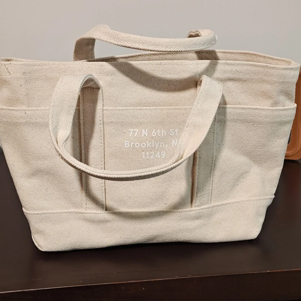 Glossier Cream New York Canvas Tote - Picture 2 of 5